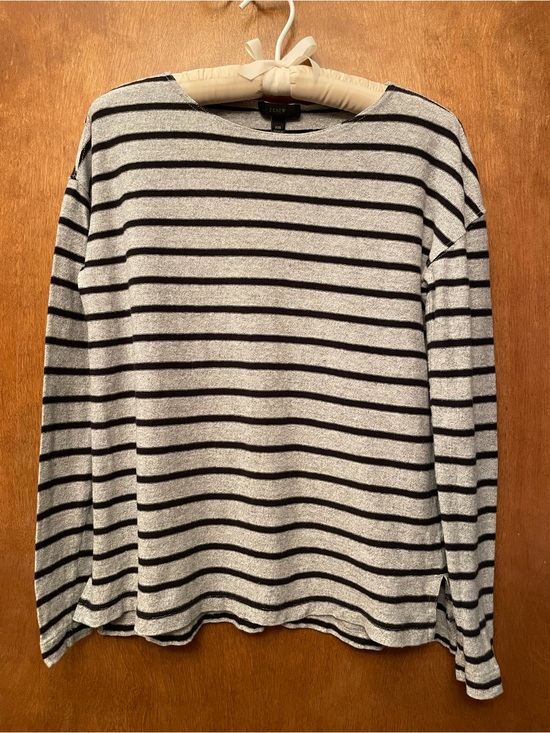 J. Crew Sweaters - J. Crew Women’s Lightweight Sweater Top, Size XXS
